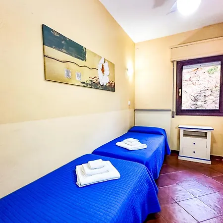 Aparthotel La Pelosetta 3*