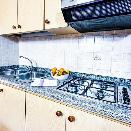 La Pelosetta Aparthotel 3*