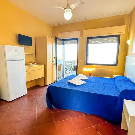 Apartmanhotel La Pelosetta 3*