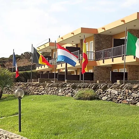 Aparthotel La Pelosetta 3*