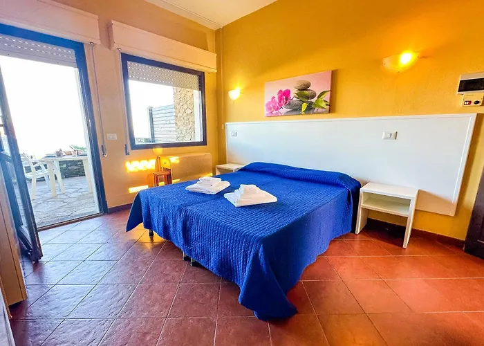 La Pelosetta Aparthotel